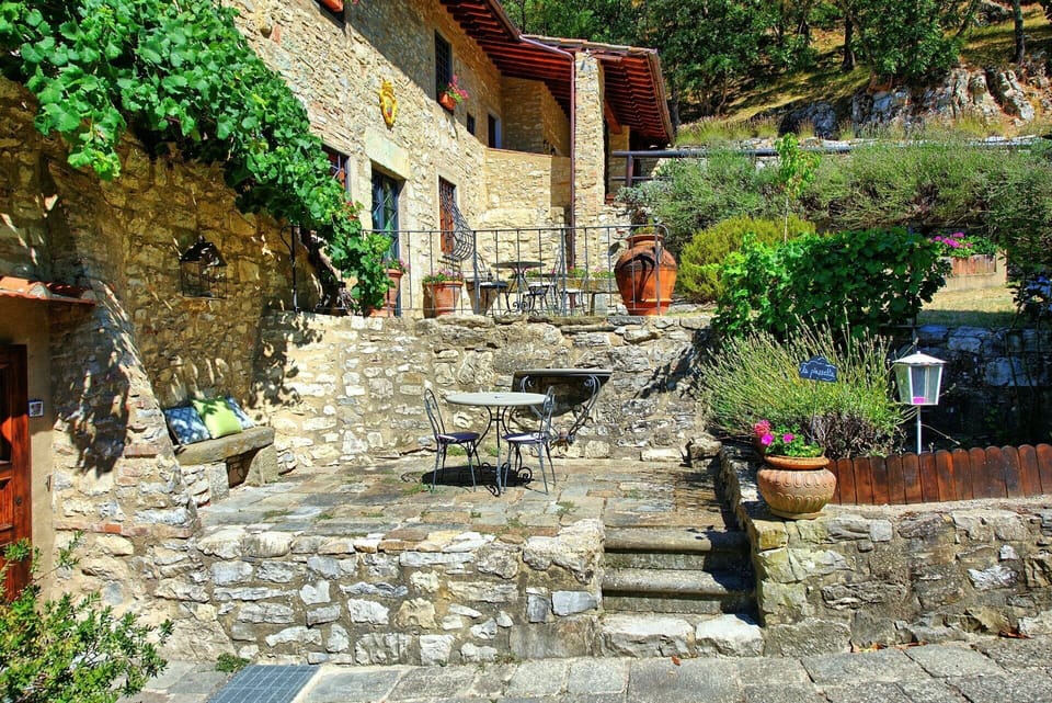 Building Exterior, Outdoor