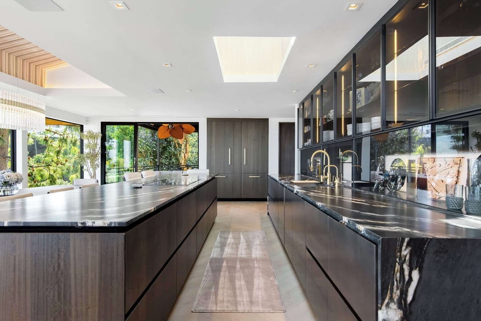 Designed with form, function, and plenty of elbow room.