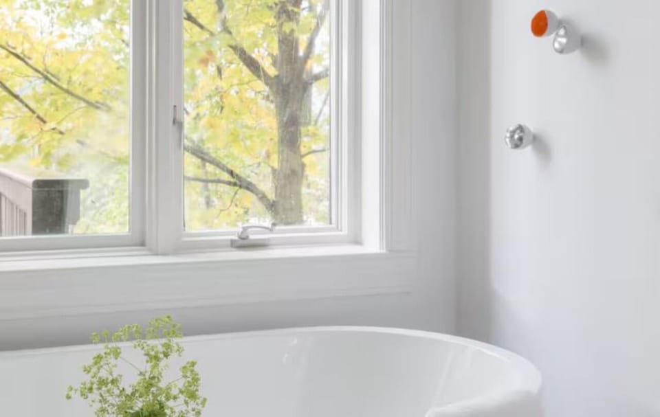Refresh with a bright, spa-clean soak-and-rinse setup.