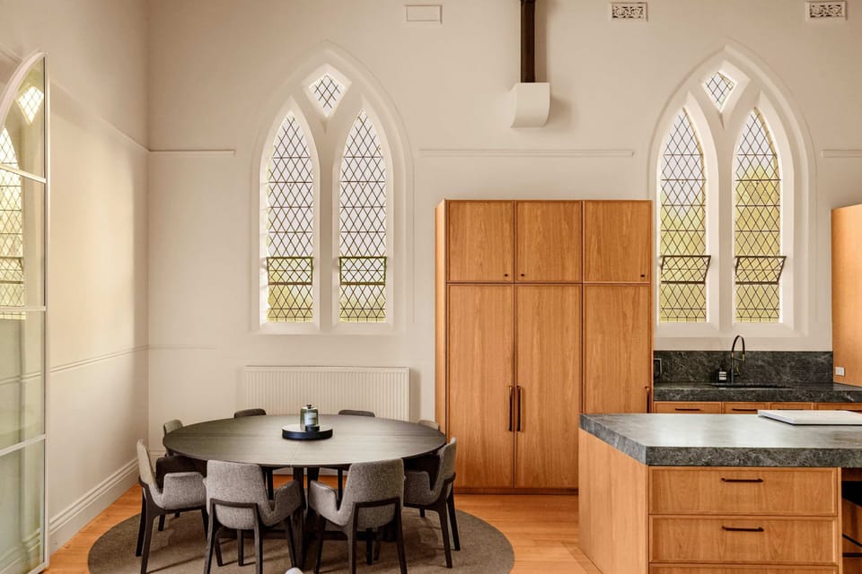 Kitchen & Dining Dallah Chapel