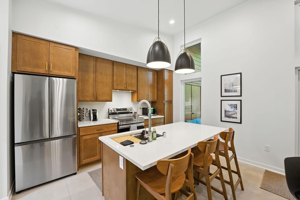Indoors, Building, Dining Room, Dining Table, Furniture