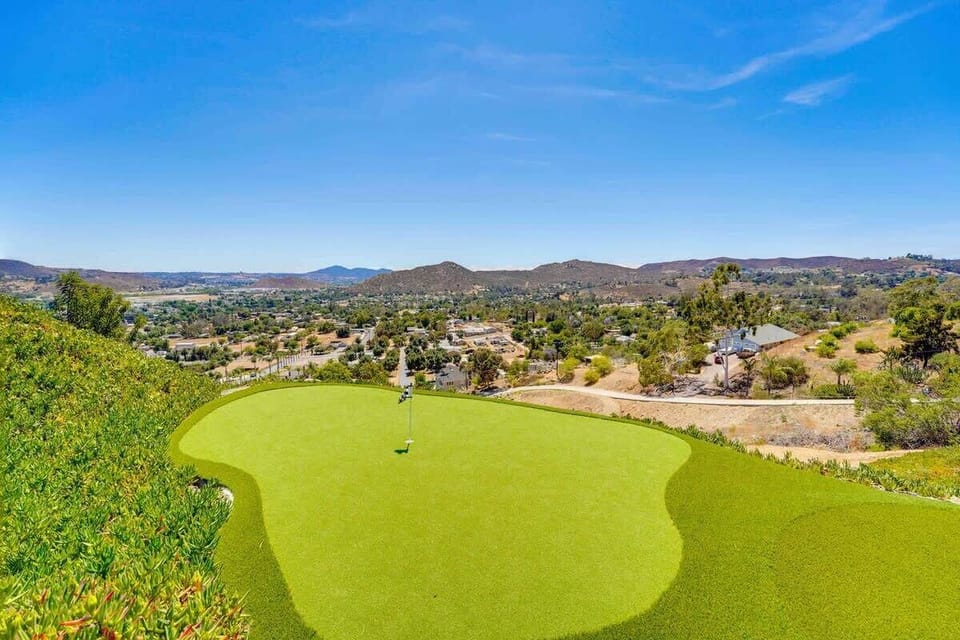 Putting green