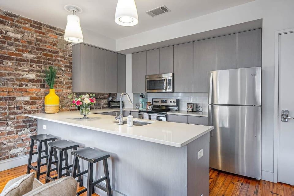 Stunning fully equipped kitchen for all your cooking needs!