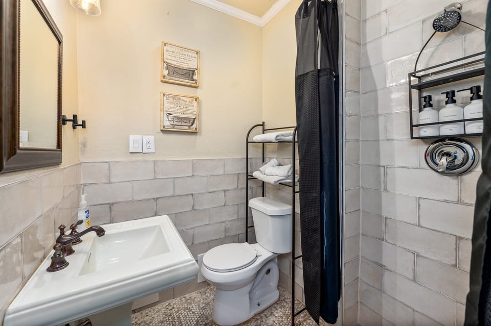 The speakeasy en-suite bathroom.