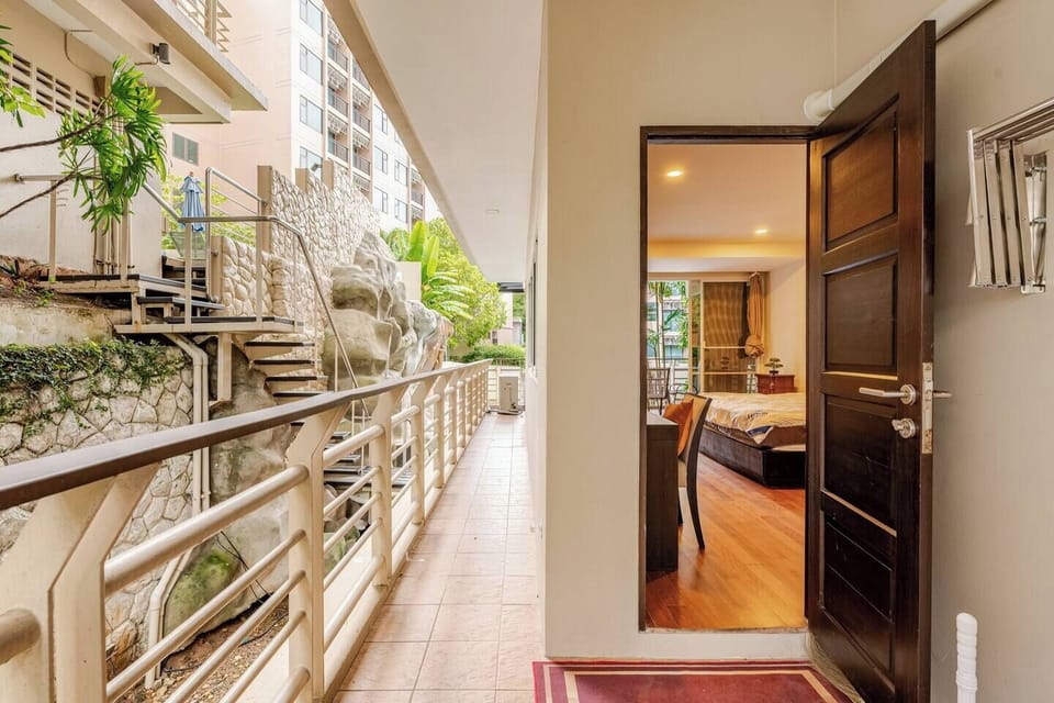 4.11 Karon View 2 Bed, 5 Minutes walk Karon Beach (5989)