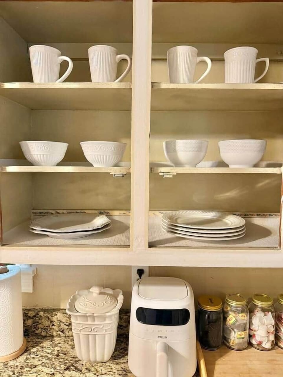 Plates, bowls, cups