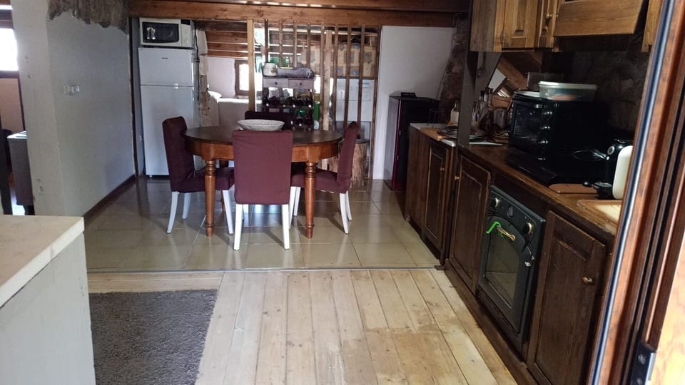 Autumn, Kitchen, Spring, Summer