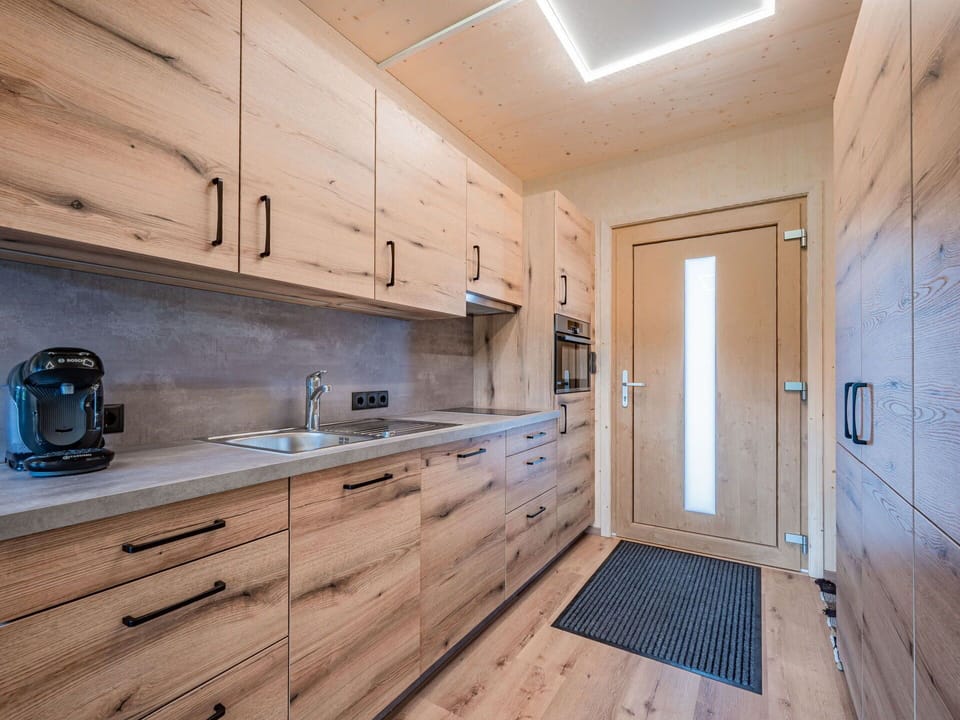 Wood, Flooring, Floor, Interior Design, Wood Flooring, Cabinetry, Countertop, Wood Stain, Apartment, Hardwood