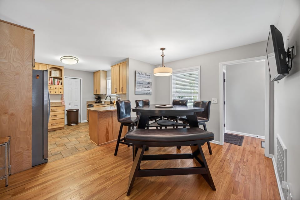 Gather around for delightful meals in this bright, stylish space!