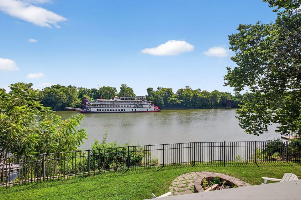 Sizzle up a feast and soak in stunning views of the tranquil waters!