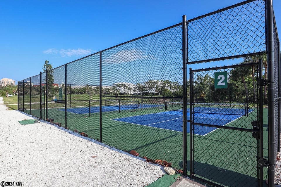 Tennis and Pickleball Courts