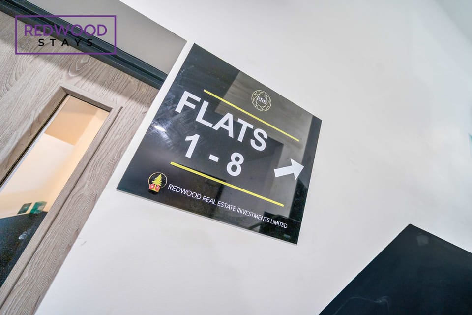 SIGNAGE FOR THE FLATS