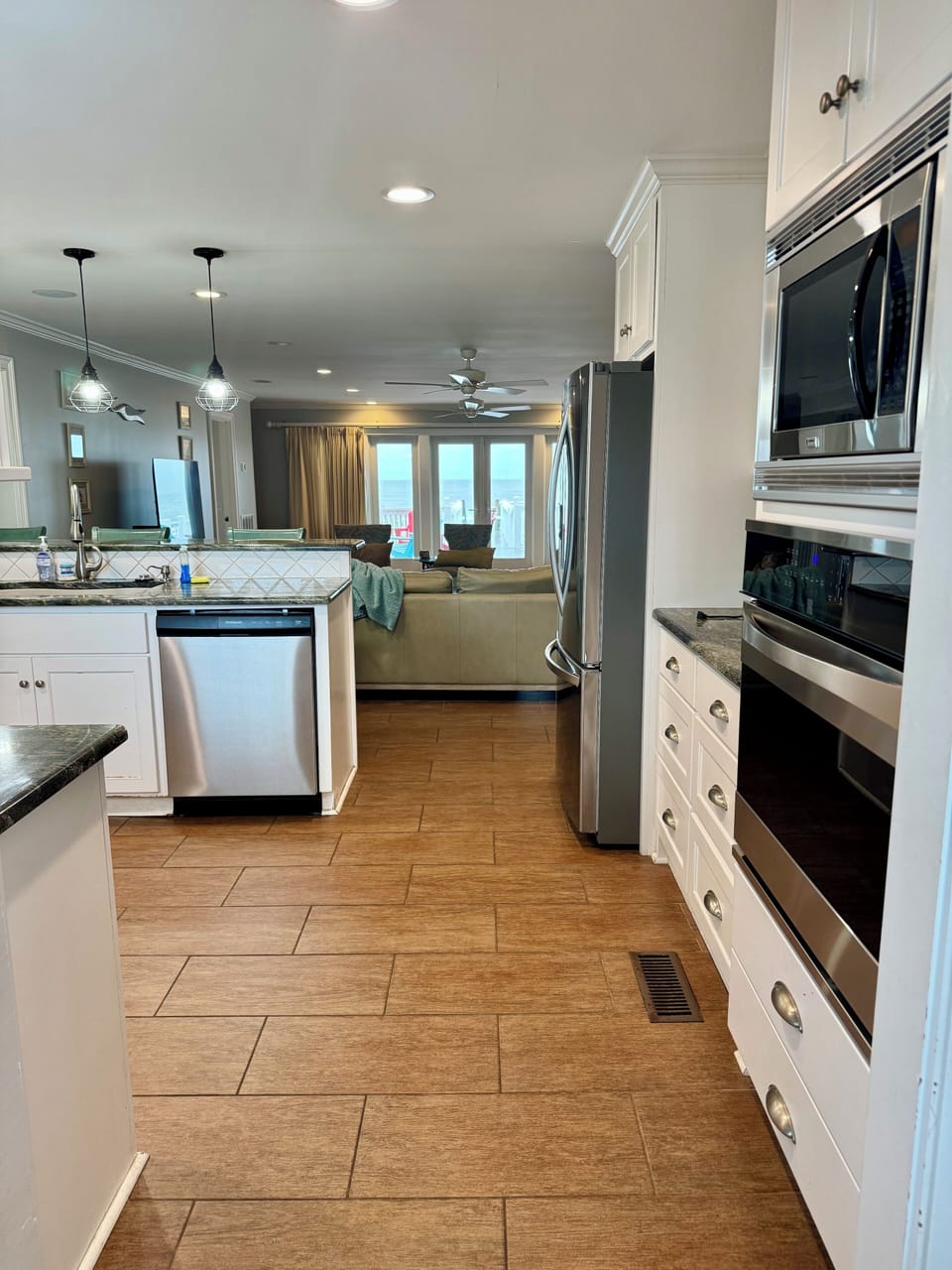 newer kitchen, well appointed.