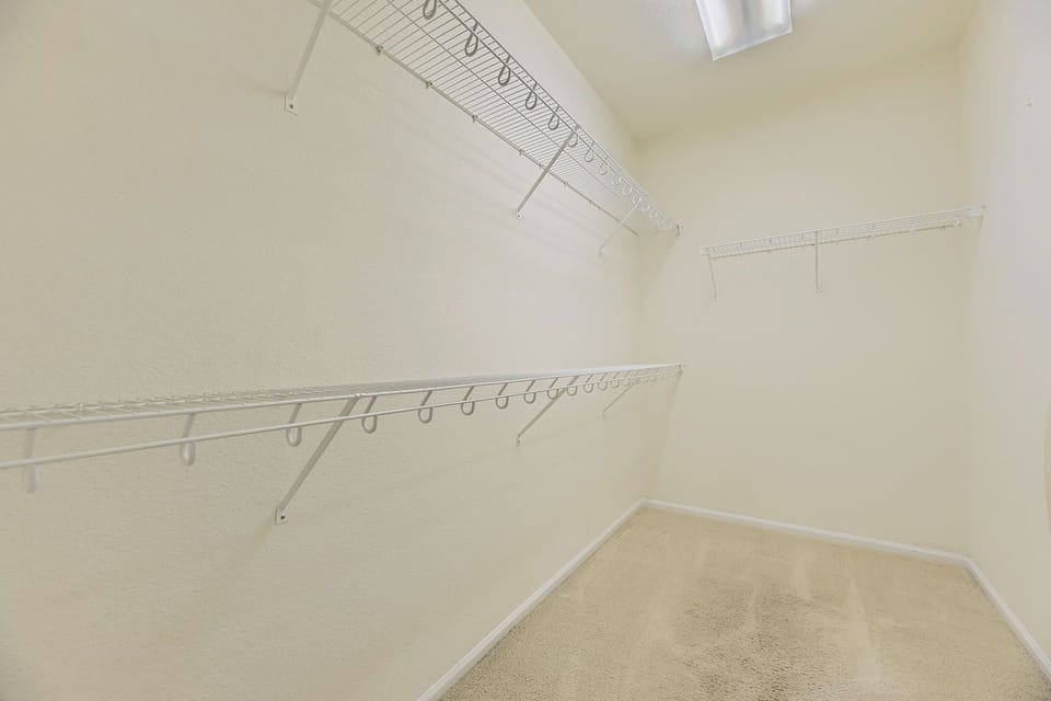 Walk in closet
