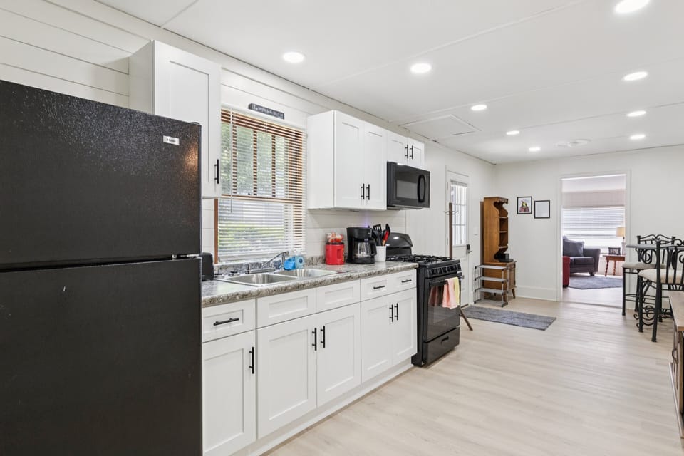 Indoors, Kitchen, Appliance, Microwave, Oven