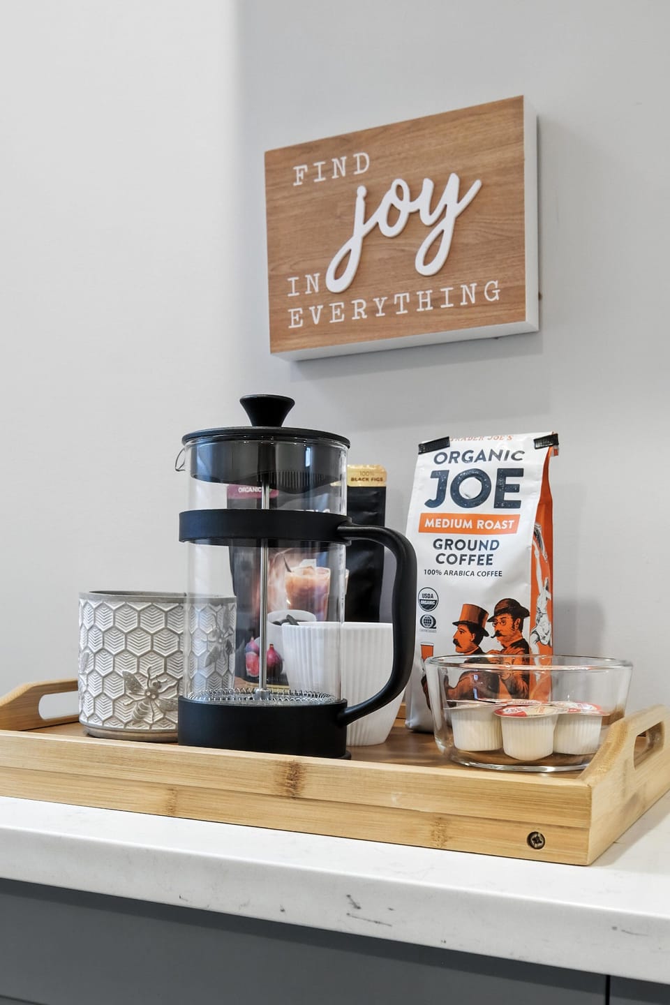 Pot, Person, Pottery, Food, Shelf