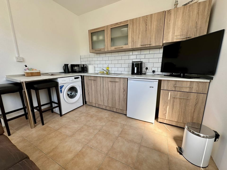 Fully equipped modern kitchen