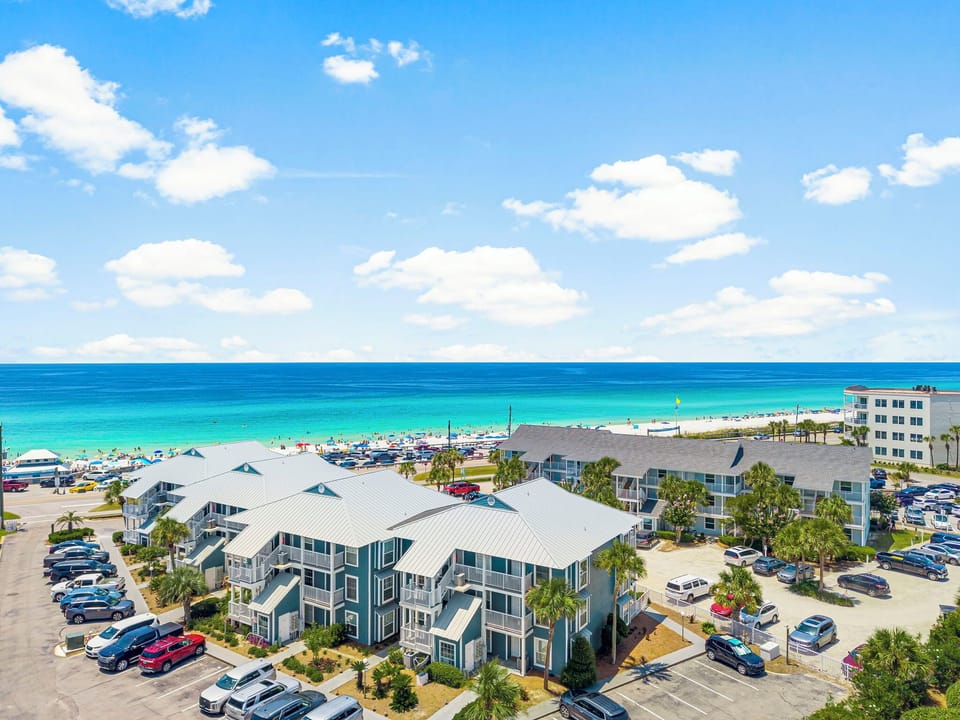 Across from the Gulf with easy beach access and emerald coast views!