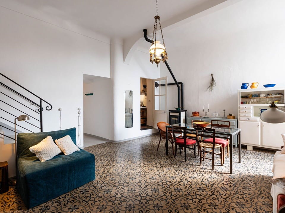 Flooring, Interior Design, Furniture, Wall, Floor, Ceiling, Lighting, Room, Light Fixture, Chair
