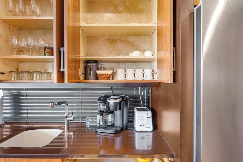 Coffee + everything you need at your fingertips
