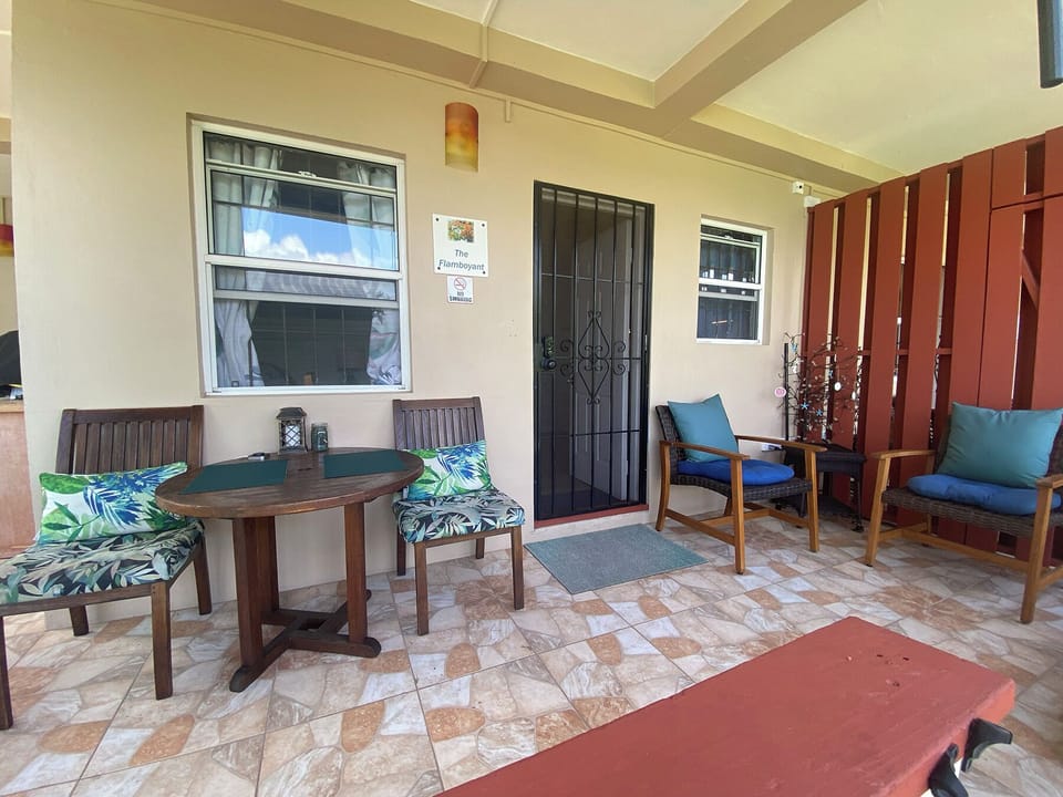 Flamboyant verandah
