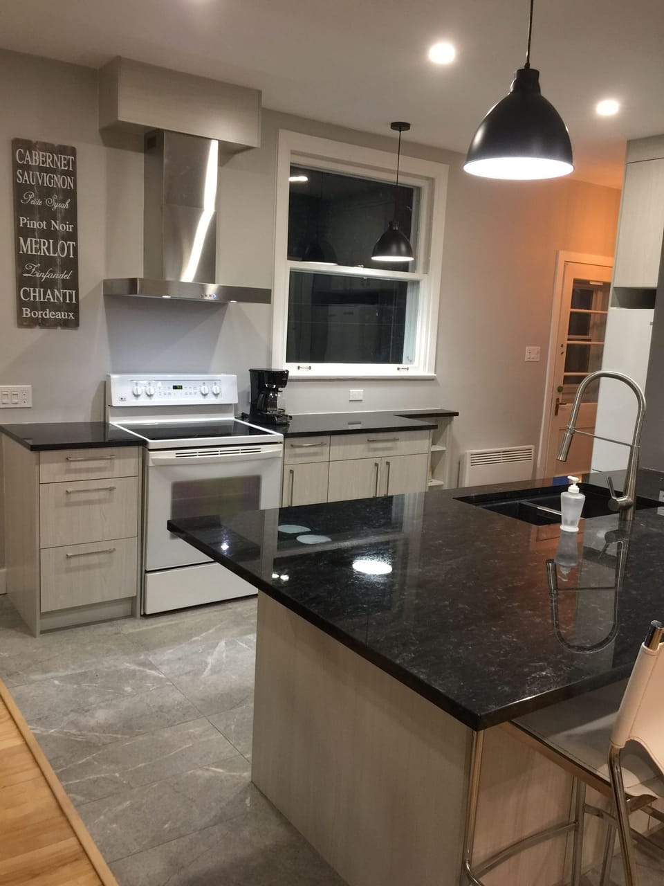 Private kitchen