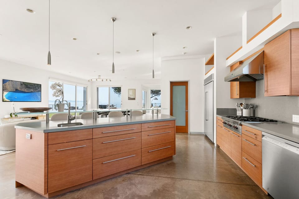 Shoreline House Stay - Jan 2026 - Web-39