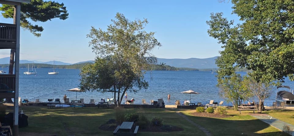 Lake View 