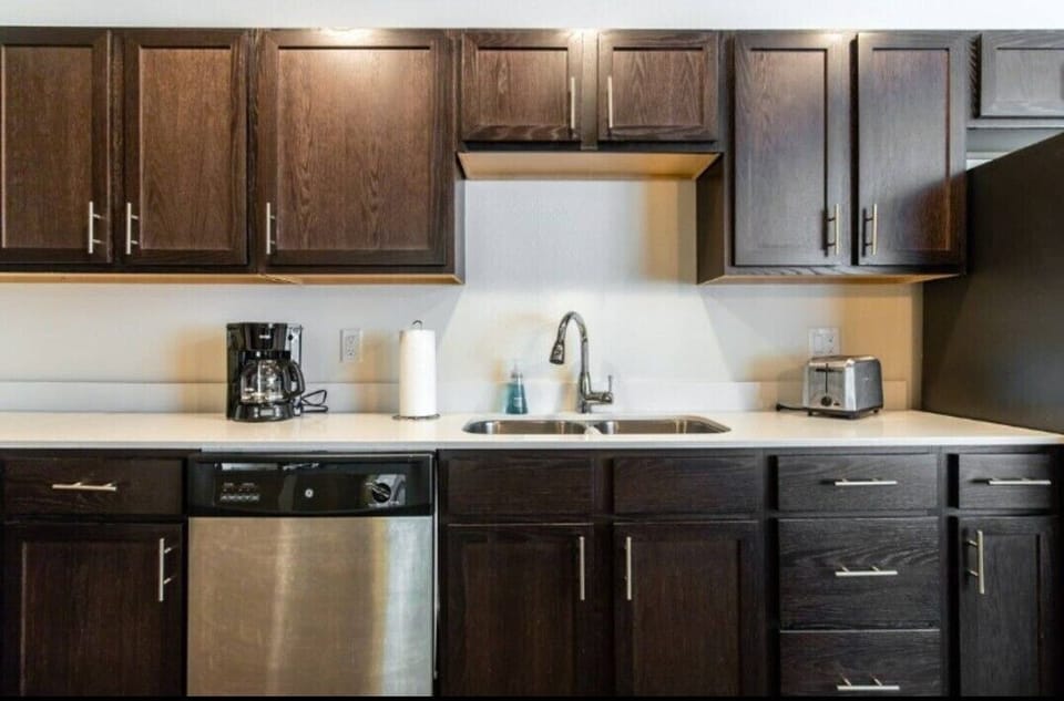 Easy cooking, happy living