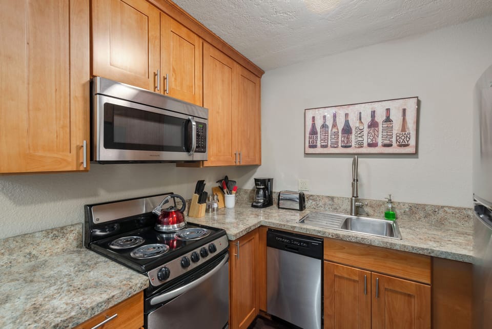 Kitchen | Fully Stocked