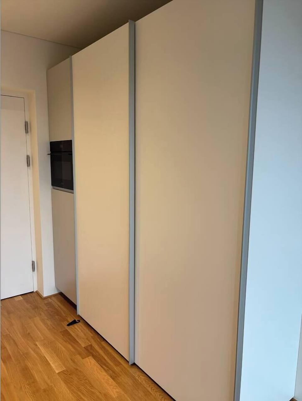 9dab73d7-58eb-4ce4-a20d-1c64769577a6