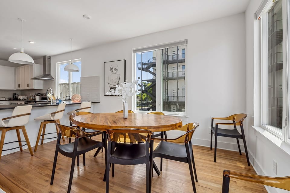 Dining Area: Stylish dining space designed for comfortable meals, gatherings, and quality time with family or friends.