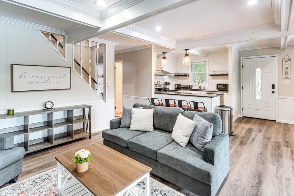 Living Room | 1st Floor | Baseboard Heating | Smart TV