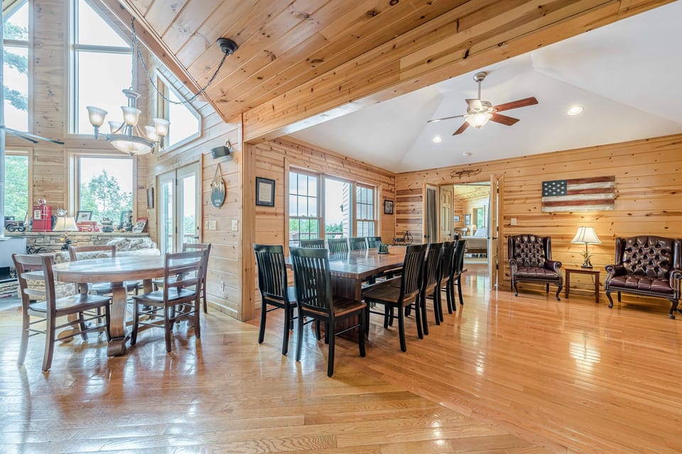 Large Family Dining Area just off Kitchen/Living Room