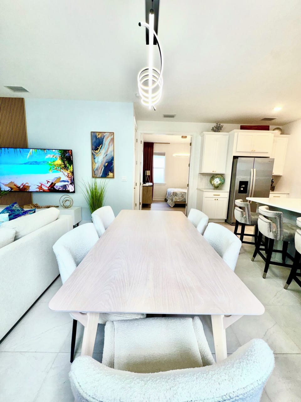 Dining Table seating for 6