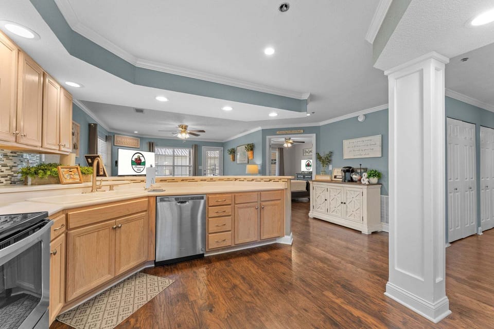 Wide Open Spacious Kitchen