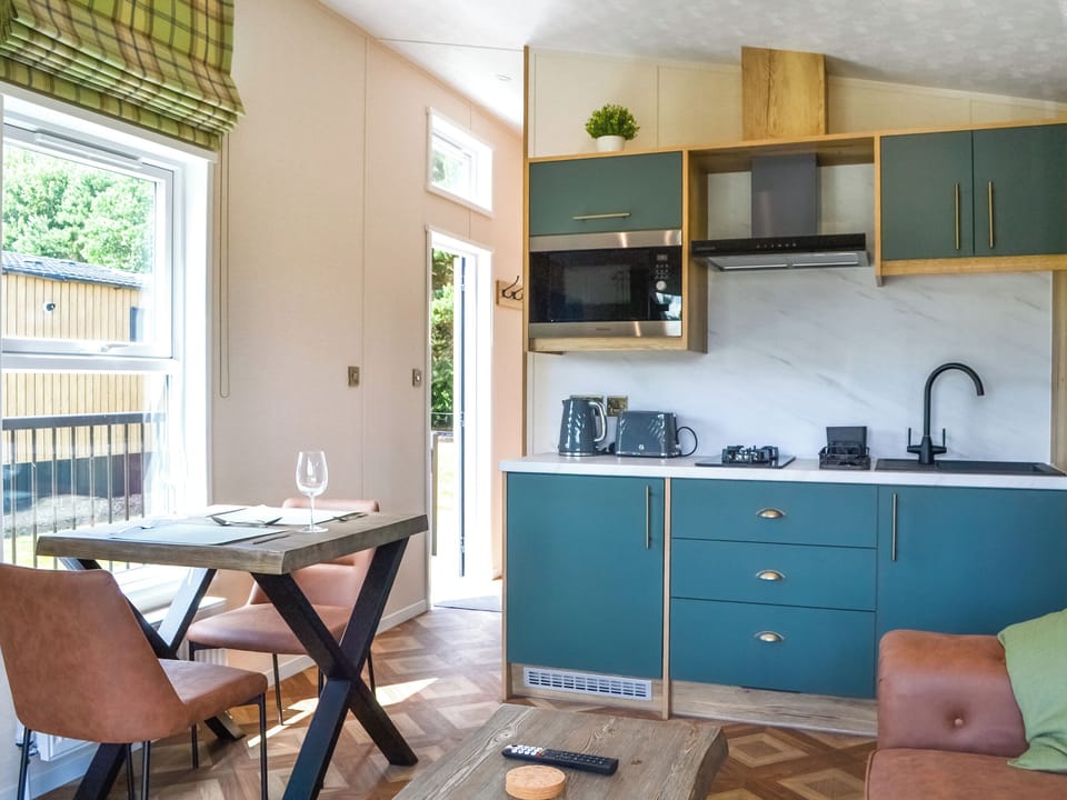 Kitchen/diner | Fairways Retreat 1 - Cottingham Parks, Cottingham