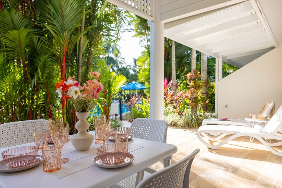 Seaclusion Villa 181: Tropcial Charm and crystal swimming pool