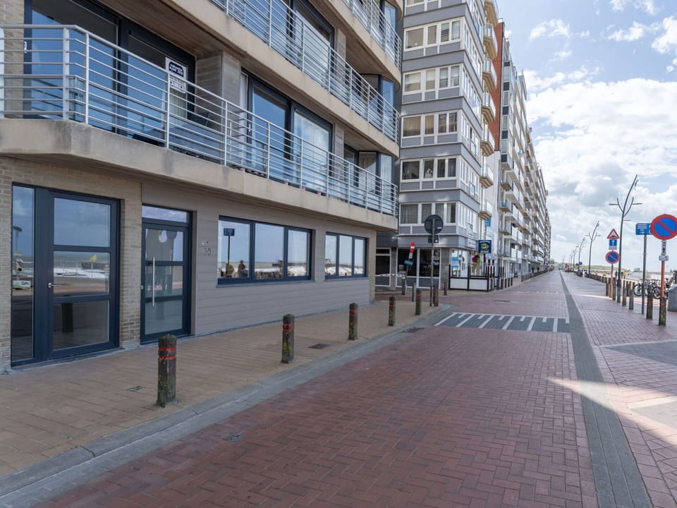Building, Apartment, City, Urban Area, Neighbourhood, Architecture, Residential Area, Condominium, Metropolitan Area, Urban Design
