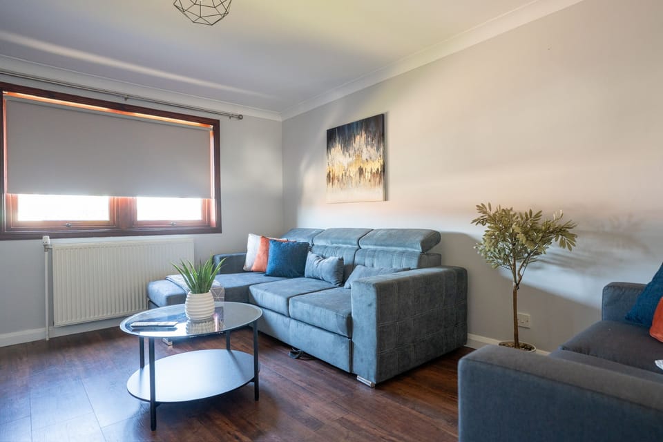 Living Room / Lounge