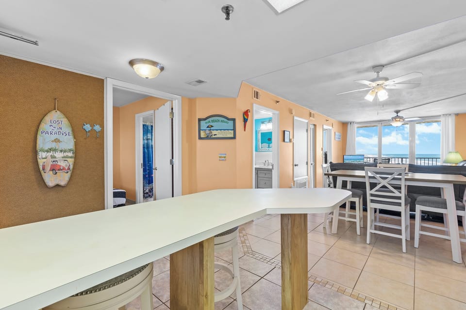 Open Concept Bar and Dining Room Table