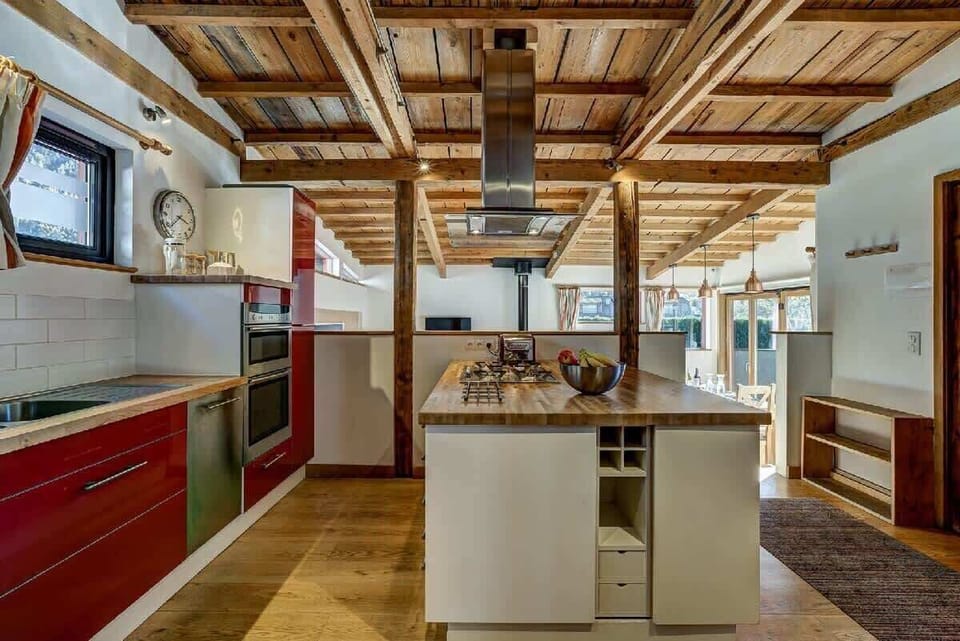 Rooms: Kitchen
