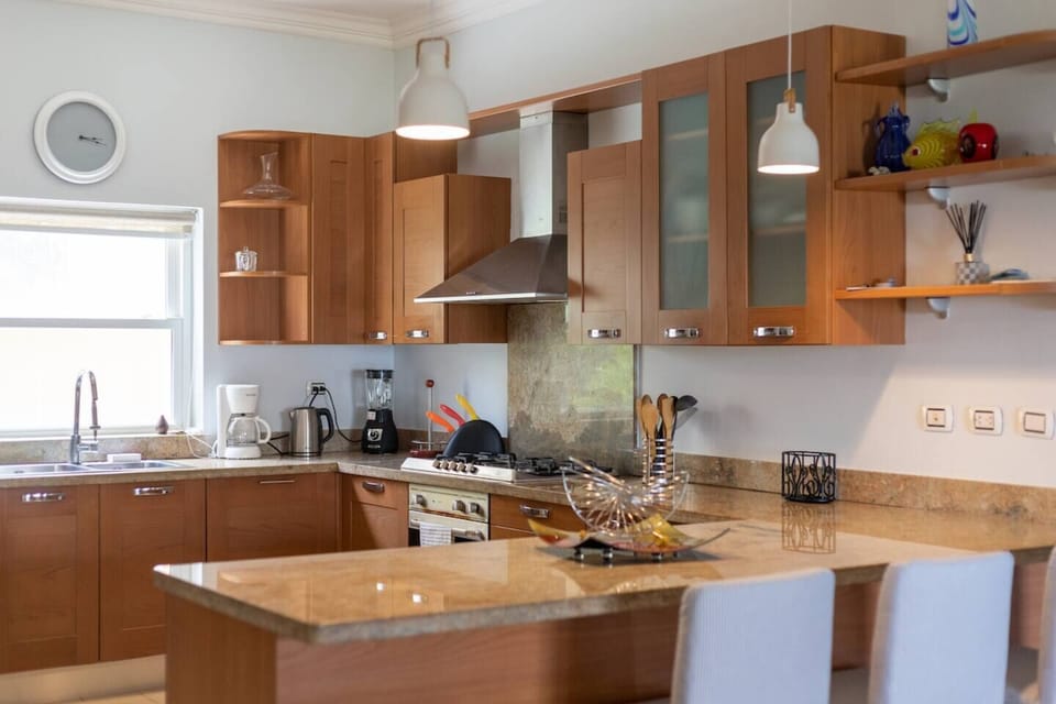 Kitchen/OceanOne1114 (2)