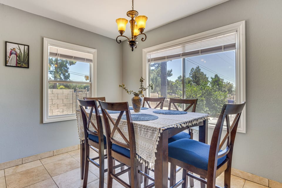 Dining Area | Dishware & Flatware