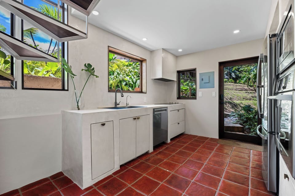 House 2 - Kitchen