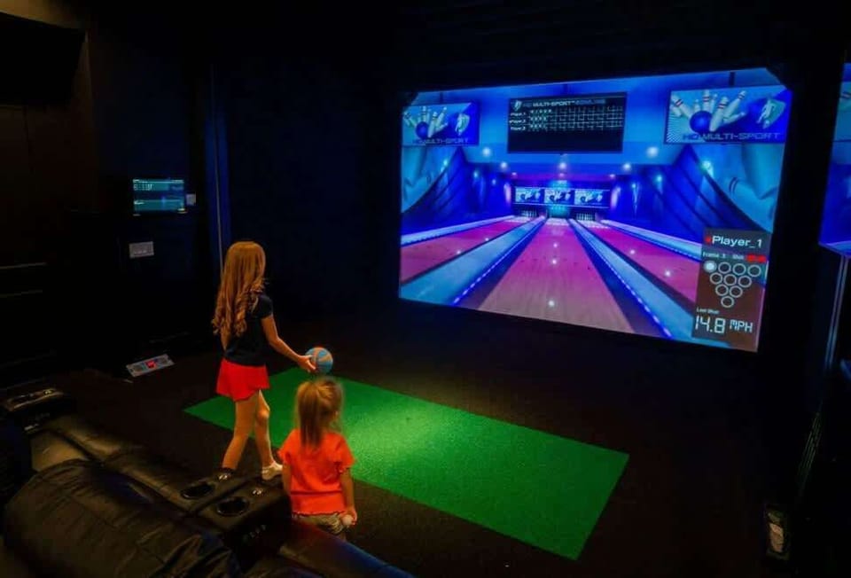 Play fun games for the whole group on the multi-sport simulator.