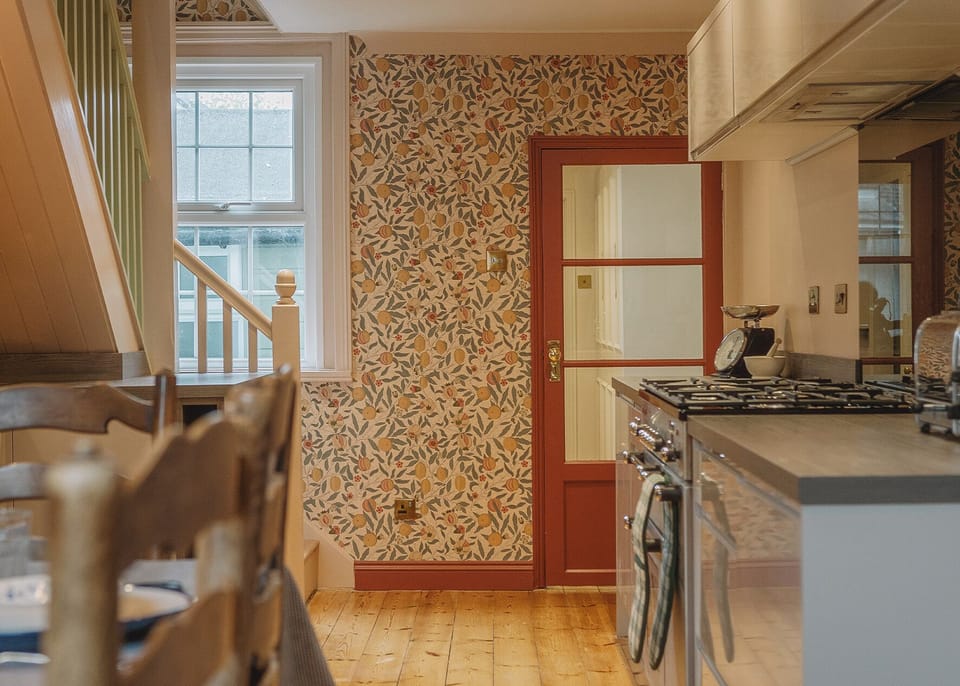Kitchen main