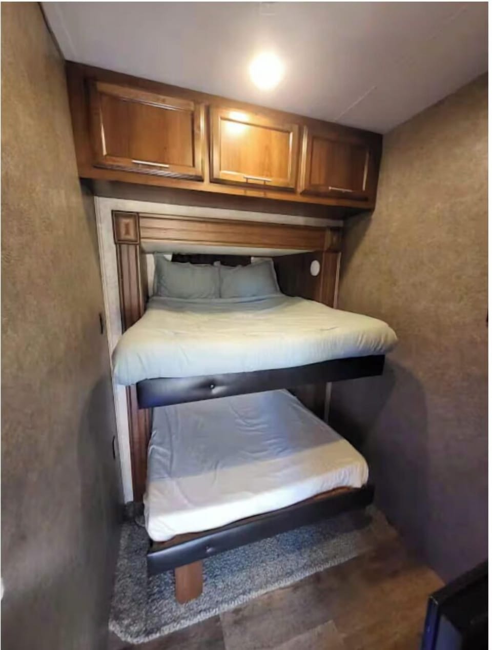 TWIN BEDS