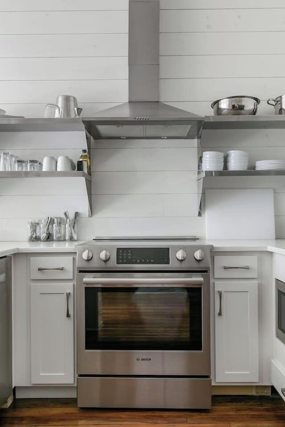 Fully equipped kitchen with modern appliances.