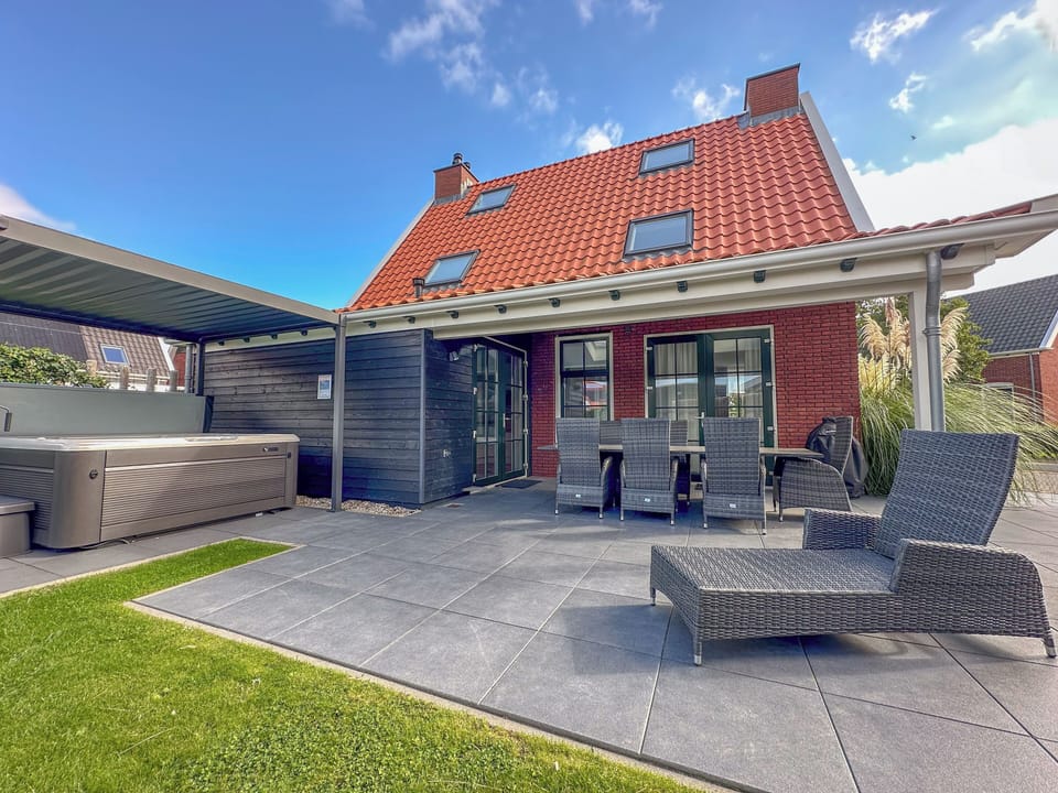 Holiday Home Exterior [summer]